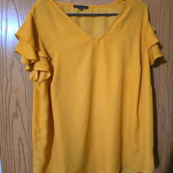Andianna Papell Yellow Polka Dot Ruffle Sleeve Top - Picture 1 of 2